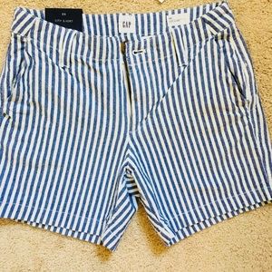 GAP shorts
